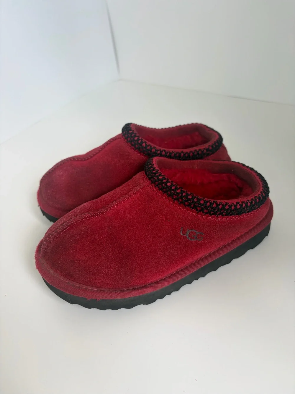 UGG Red Kids Tasman Slipper Slides size 11